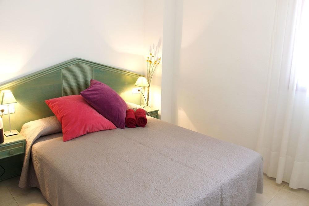 Apartamento Amatista カルプ エクステリア 写真